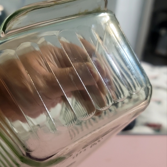 Vintage Green Tint Refrigerator Box NO LID 2.5ins tall 4.5 ins Wide 8.5ins Long - Picture 5 of 8